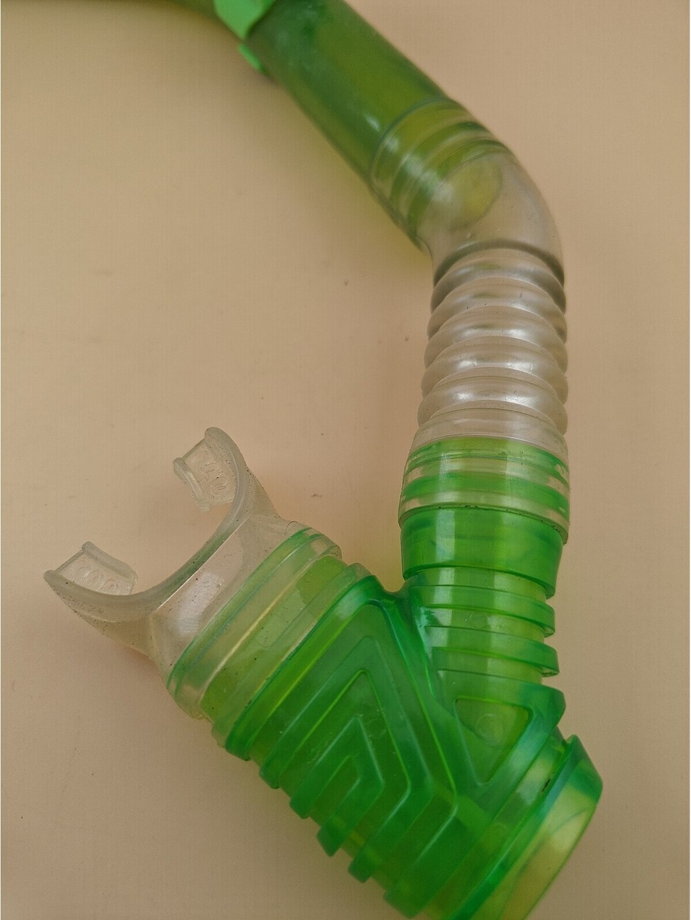 Speedo Green Snorkel Swim Diving Breathing Tube Adult Youth Used - Picture 2 of 3